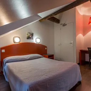  Hotell Victory Galou